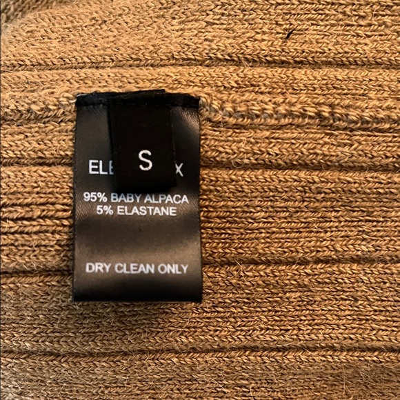 Luxurious Eleven Six alpaca knit sweater skirt- size small - Picture 4 of 5